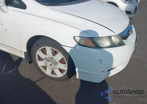 2011 Honda Civic Lx z USA, uszkodzony, nr VIN 19XFA1F58BE023200